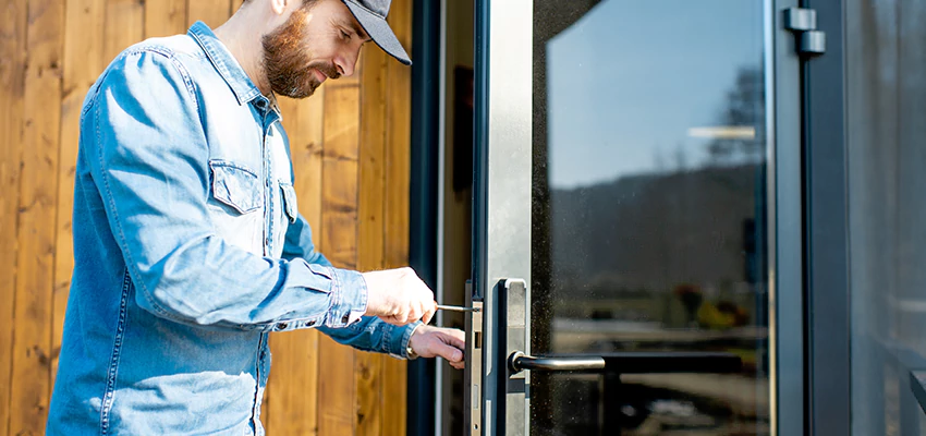 Frameless Glass Storefront Door Locks Replacement in Yreka, CA
