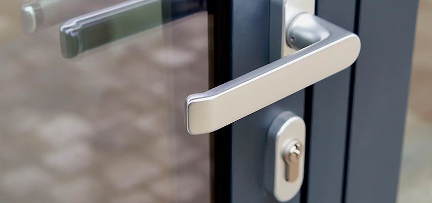 Broken Door Lock Cylinder Repair in Yreka, California